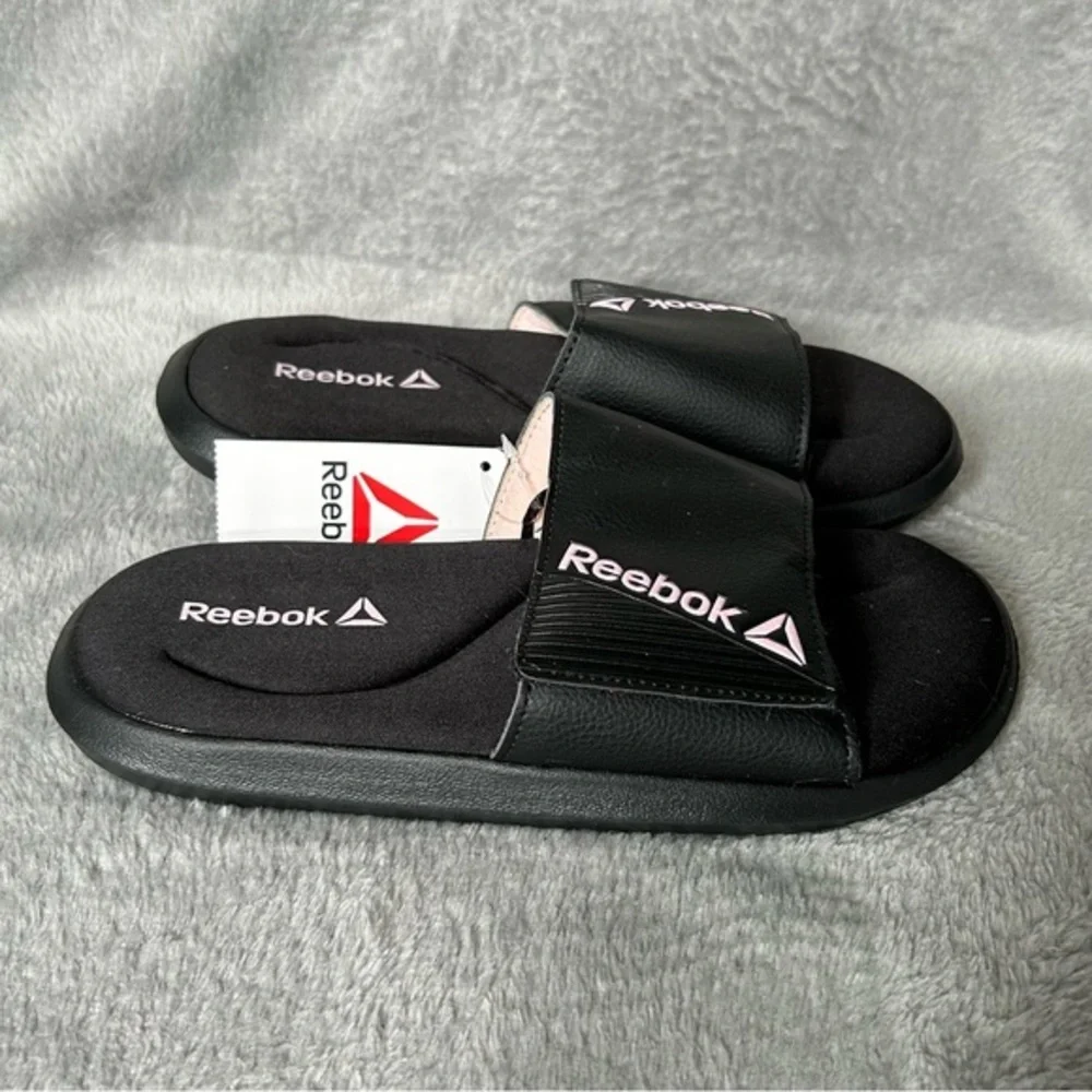 Reebok Slides Girls Size 4 Black‎ Slip On Sandals Memory Foam Lightweight…